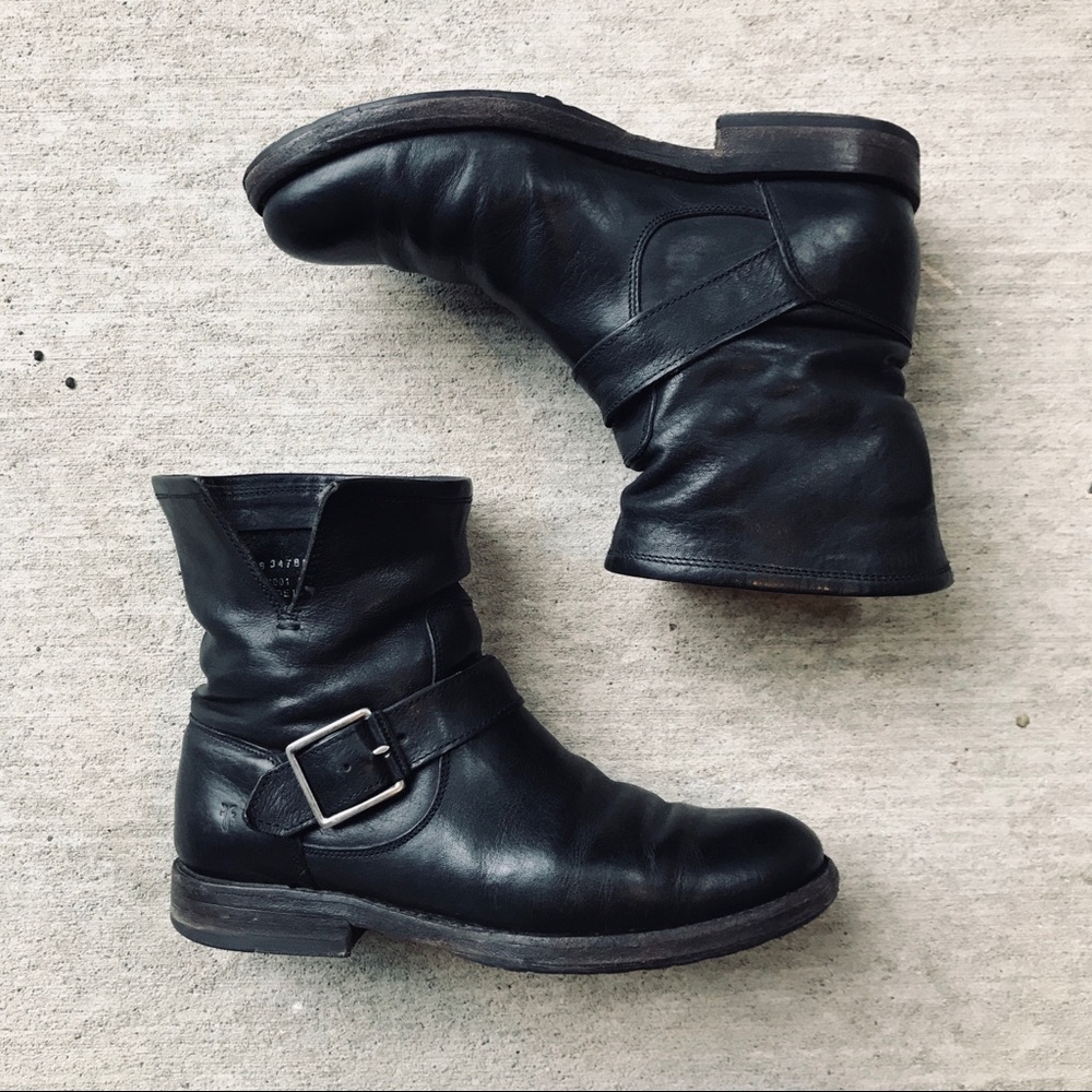 ❌SOLD❌FRYE Black Leather Bootie - 6